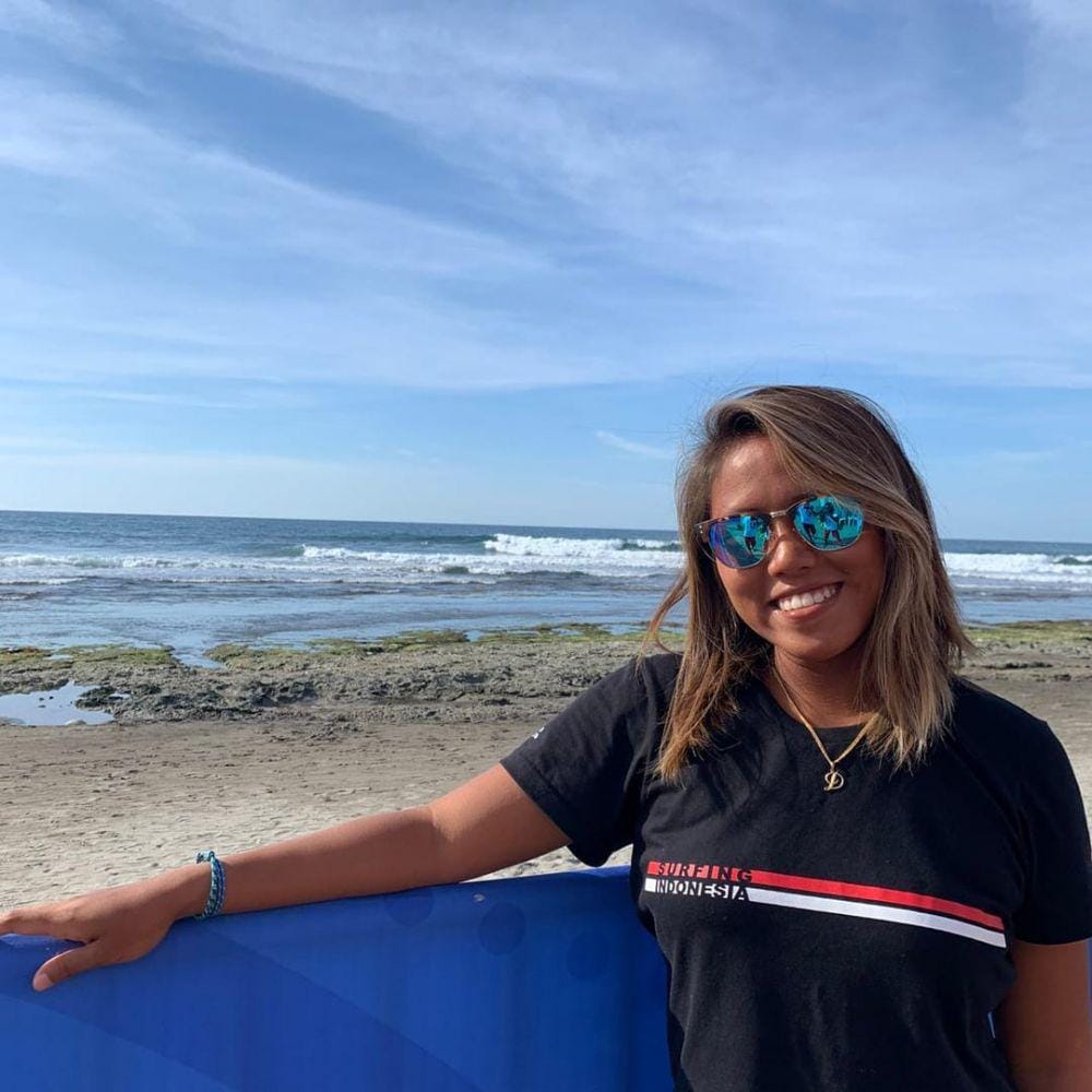 instagram.com/dhea.natasya