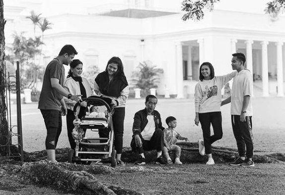 instagram.com/jokowi