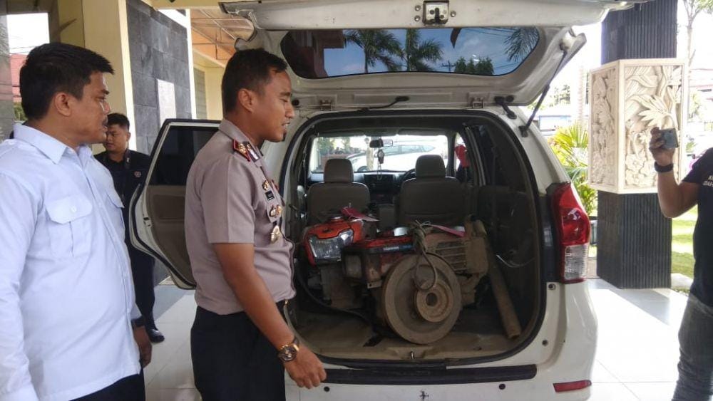 Barang bukti mesin traktor yang dibawa di dalam mobil oleh pelaku. IDN Times/Humas Polres Bantul