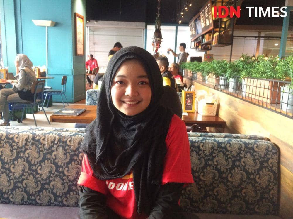 Syafilla Anggita saat diwawancari mengenai sosoknya yang menjadi lady biker. 8 Desember 2019. IDN Times/M. Tarmizi Murdianto