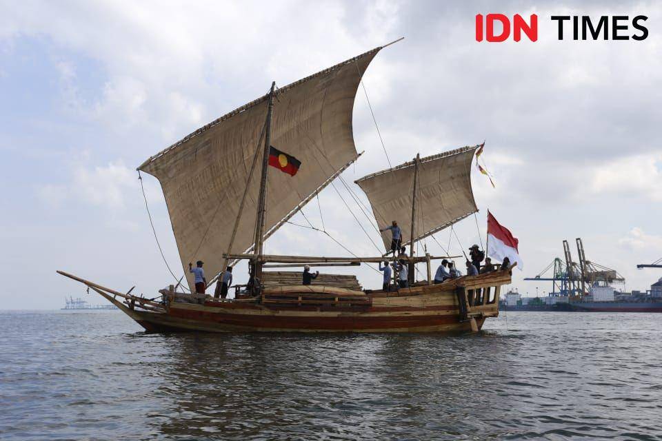 Perahu layar tradisional Padewakang | Sri Syahril untuk IDN Times