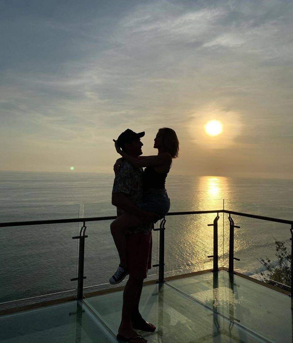 instagram.com/inijedar