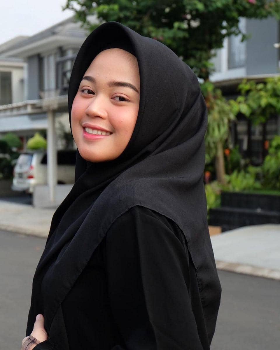 Instagram/cecilimbad