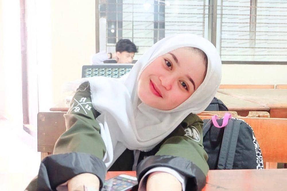 10 Potret Cecilia Gina, Anak Master Limbad yang Bikin Jatuh Hati