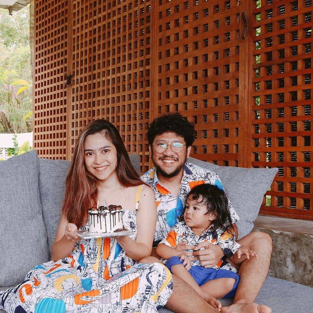 Instagram.com/peonyandherself