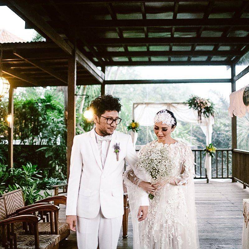 Instagram.com/peonyandherself