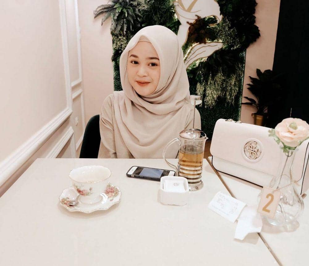 Instagram/cecilimbad