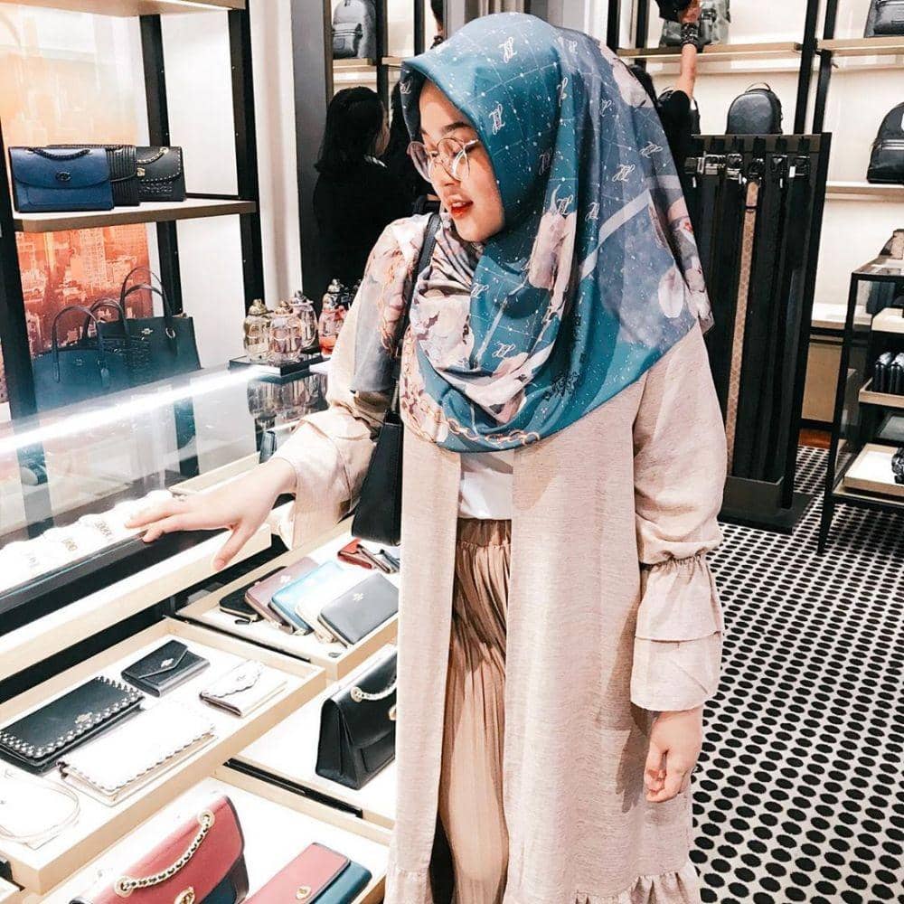 Instagram/cecilimbad