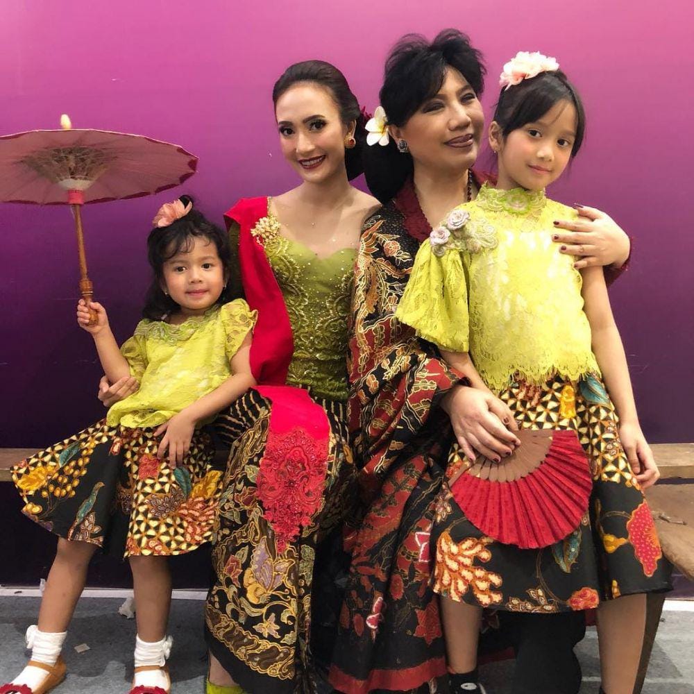 Instagram.com/artikasaridevi