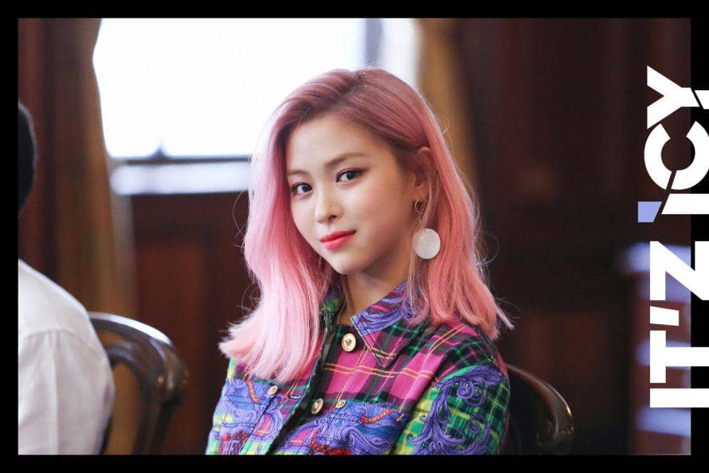 twitter.com/ITZYofficial