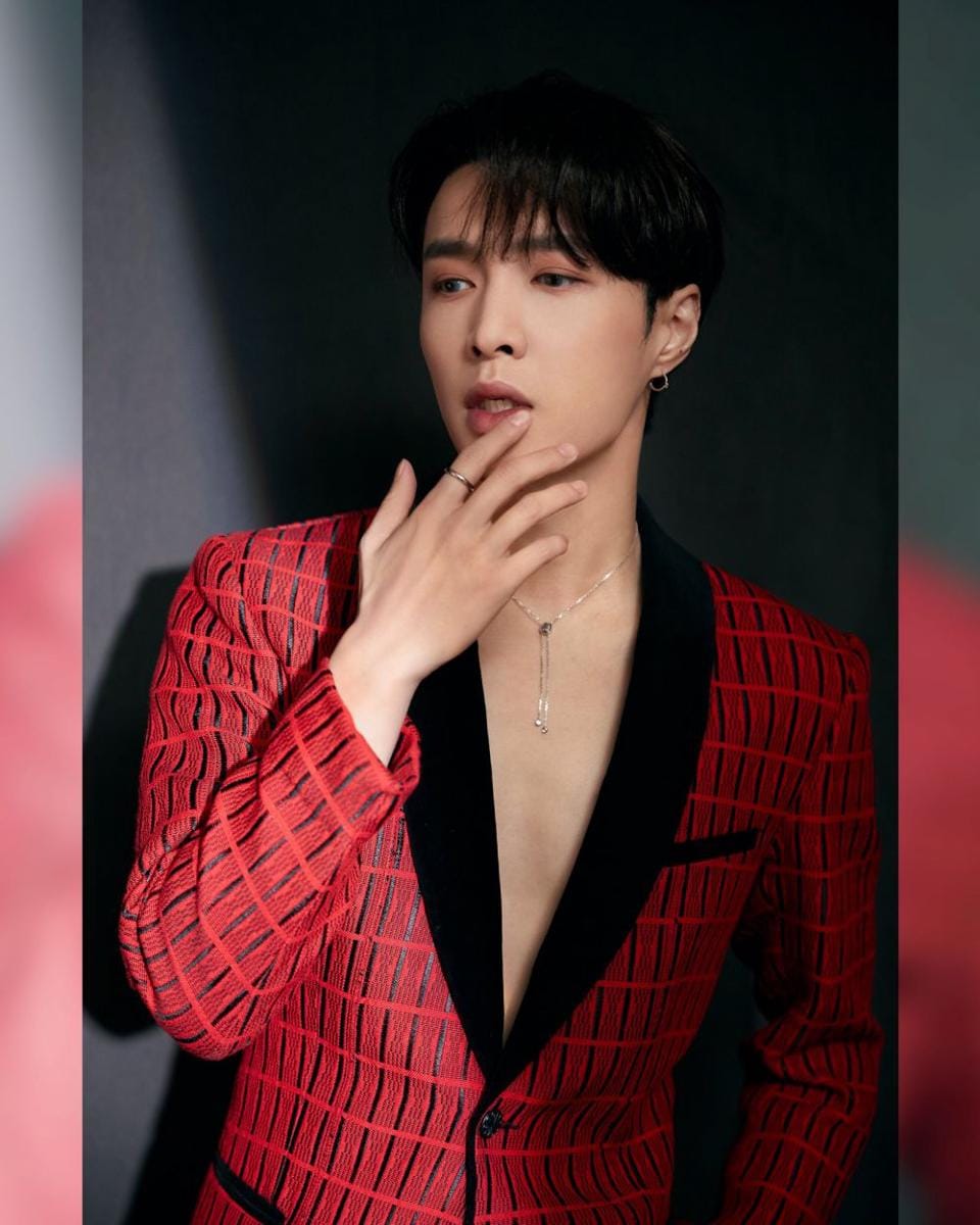 Twitter.com/layzhang
