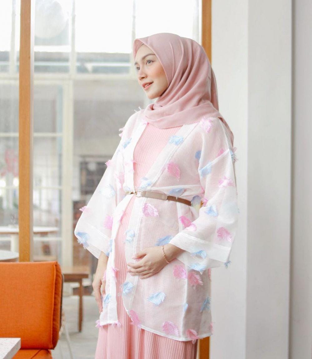 instagram.com/melodyprima