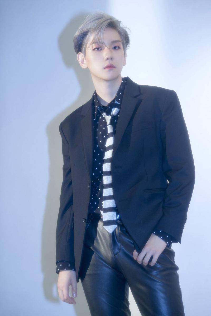 twitter.com/weareoneEXO