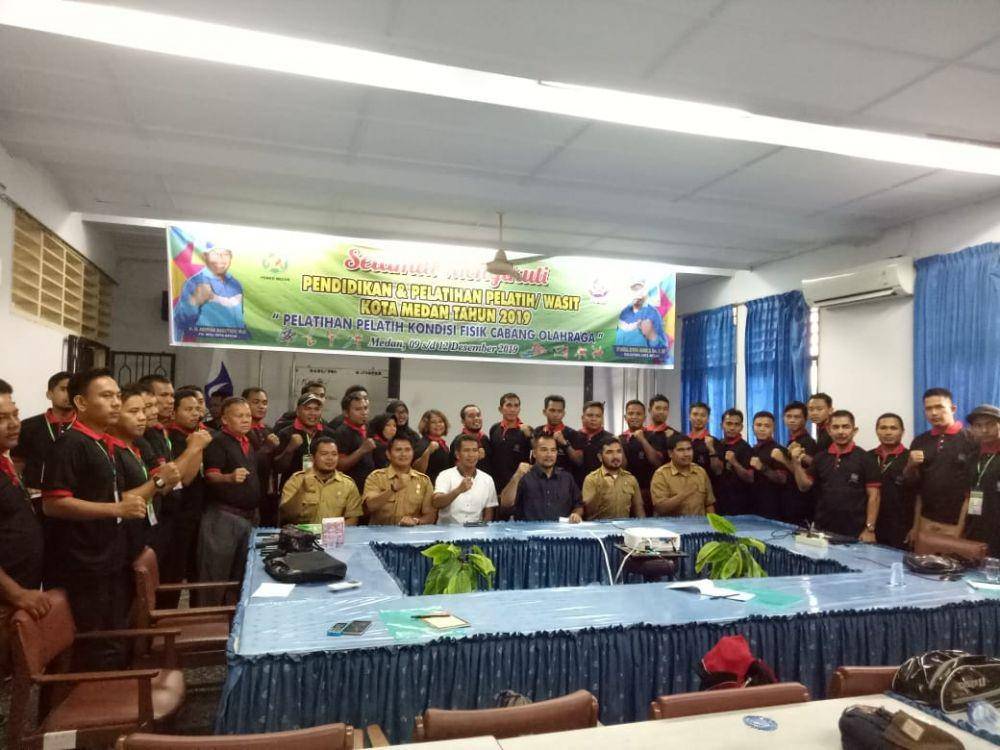 Peserta pelatihan pelatih dan wasit Dispora Medan (Dok.IDN Times/istimewa)