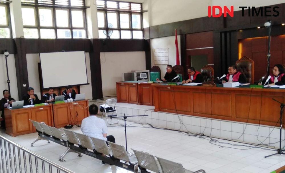 Sidang terdakwa Robi di PN Palembang (IDN Times/Sidratul Muntaha)