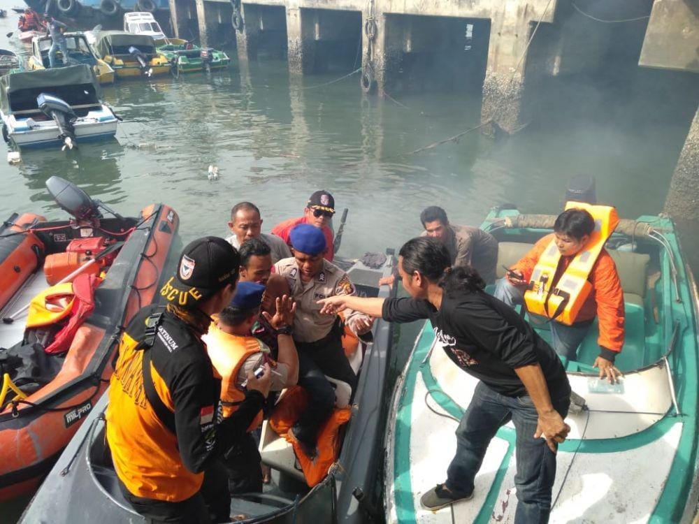 Petugas gabungan berhasil mengevakuasi Saldi. Sumber: Istimewa