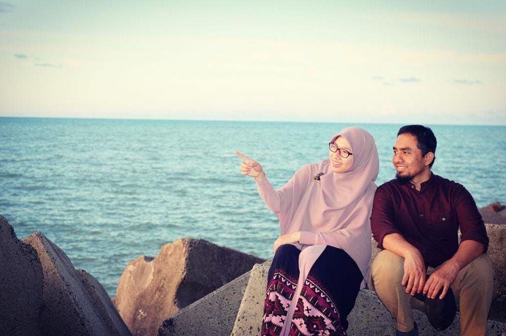 instagram.com/dewi.n.aisyah