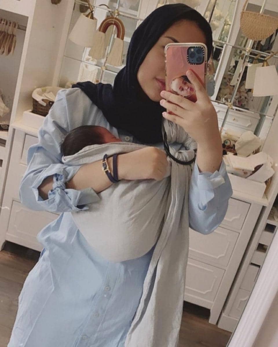 instagram.com/rachelvennya