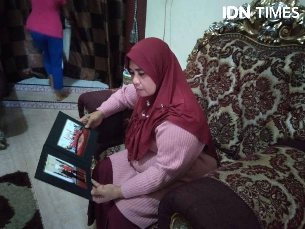 Ibunda Asnawi Mangkualam Bahar, Fatmawati Bahar / Sahrul Ramadan