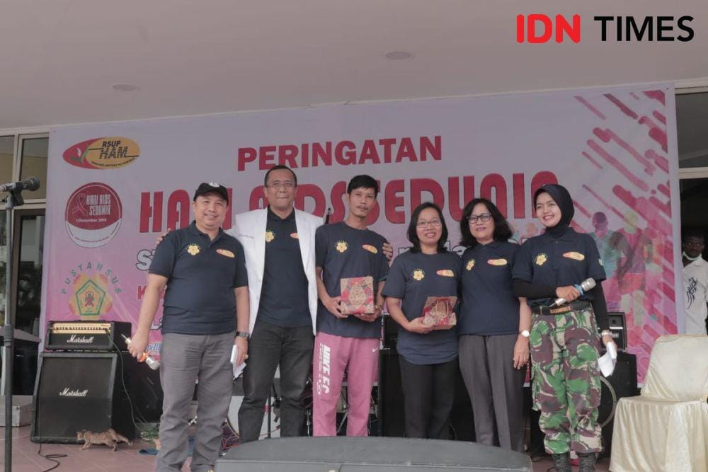 Peringatan Hari AIDS sedunia di Rumah Sakit H Adam Malik Medan (IDN Times/Indah Permata Sari)