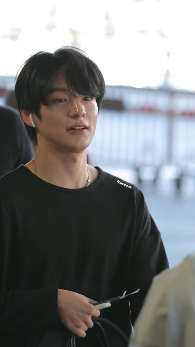 twitter.com/ftswoodz