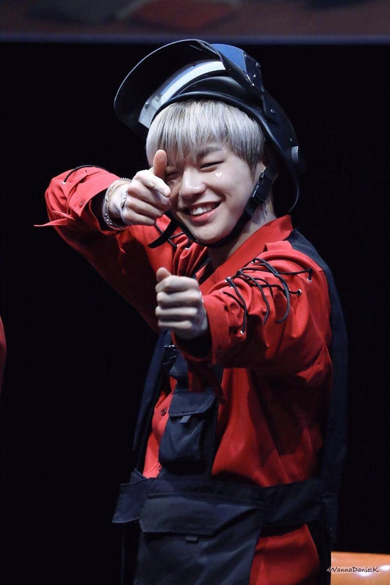 twitter.com/ASDANIELFGHJKL_