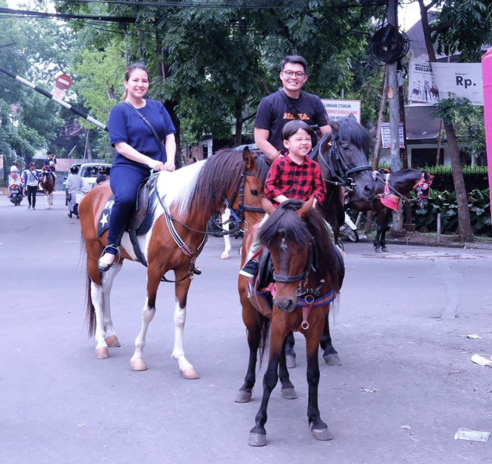 Instagram.com/tya_ariestya