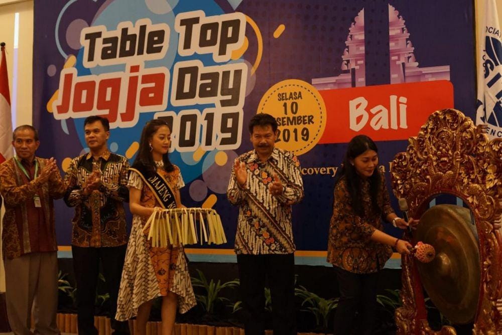 Pembukaan Table Top Jogja Day 2019 yang digelar di Discovery Kartika Plaza Kuta, Badung, Bali, Selasa (10/12/2019). Istimewa/Doc. Dinas Pariwisata Kota Yogyakarta