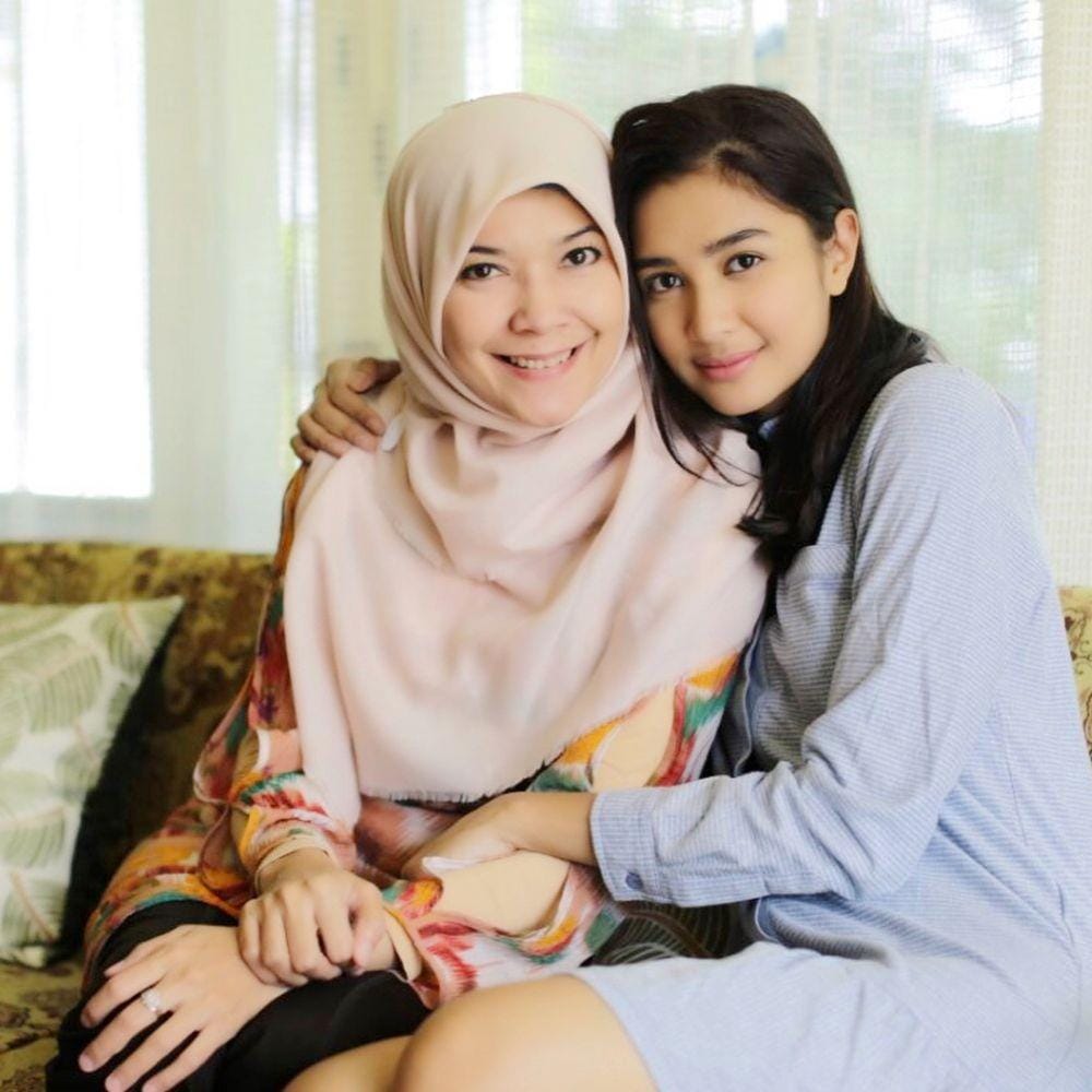 Instagram.com/eksantiisreal