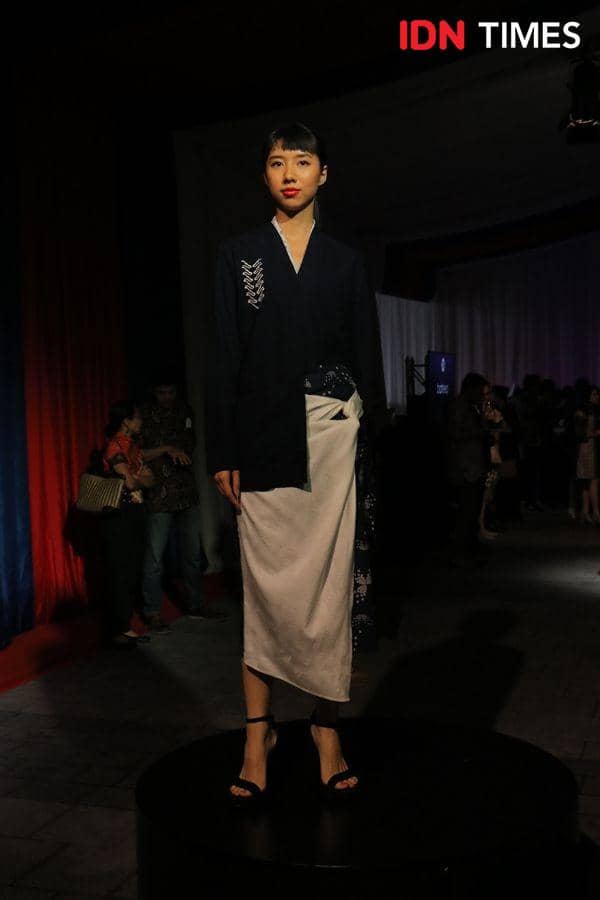 Peragaan busana batik pada acara “70 years and Beyond” Celebrating Diversity, Partnership, and Prosperity Event di Kantor Kedubes AS di Jakarta. 11 Desember 2019. IDN Times/Febriyanti Revitasari