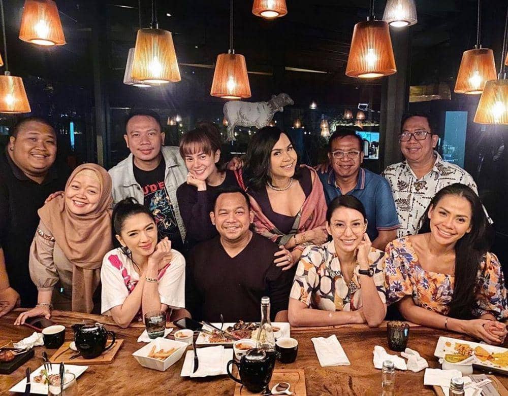 instagram.com/vickyprasetyo777