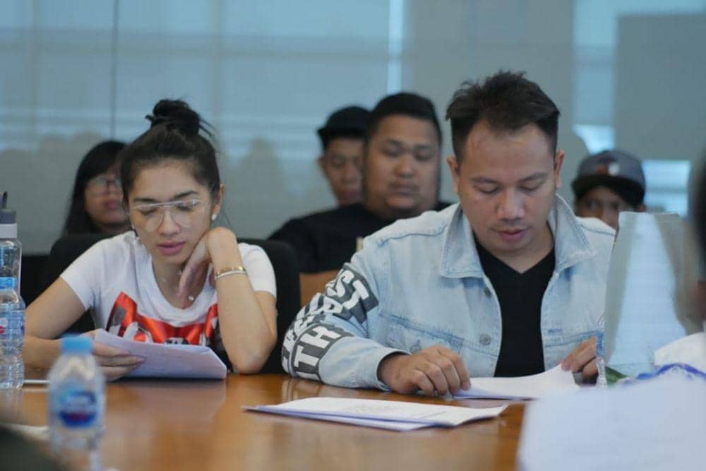 instagram.com/vickyprasetyo777