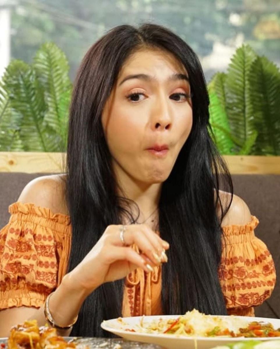 instagram.com/realangelkaramoy