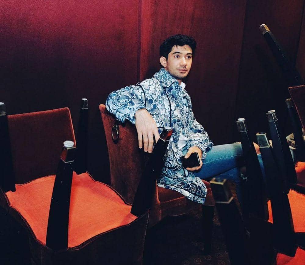 instagram.com/officialpilarez