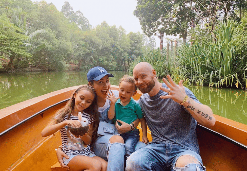 Instagram.com/melaney_ricardo