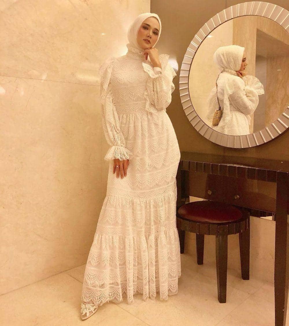 instagram.com/mulanjameela1