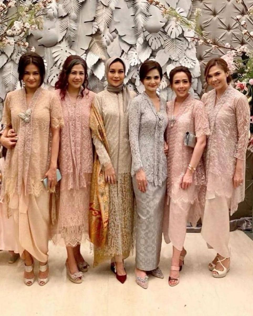 instagram.com/carol_18s