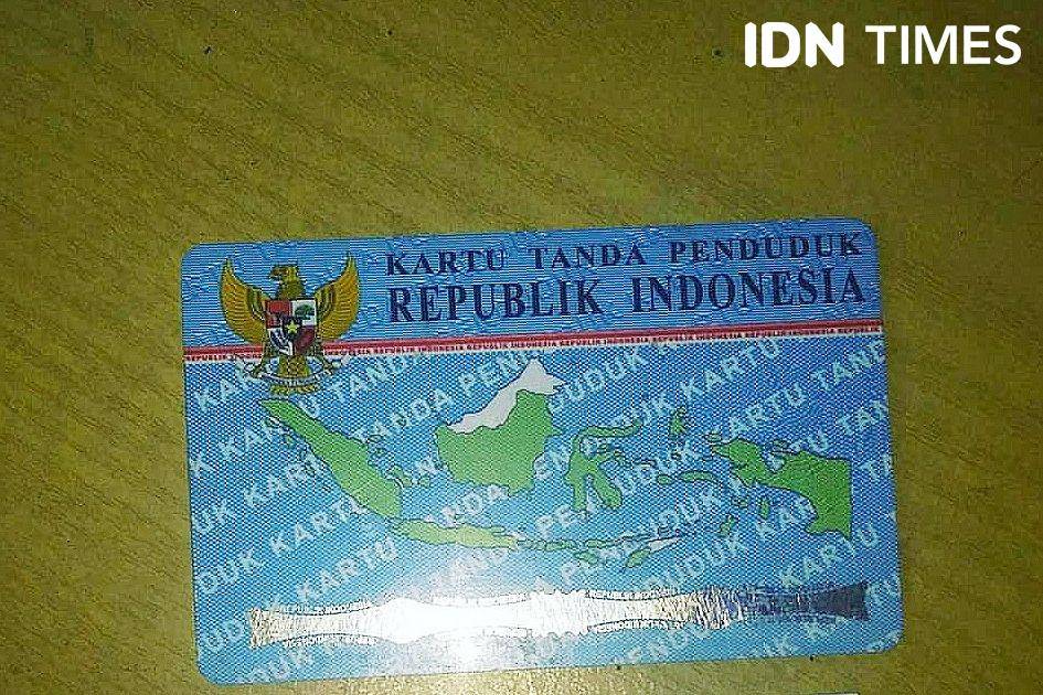 Ilustrasi KTP Elektronik atau E-KTP (IDN Times/Feny Maulia Agustin)