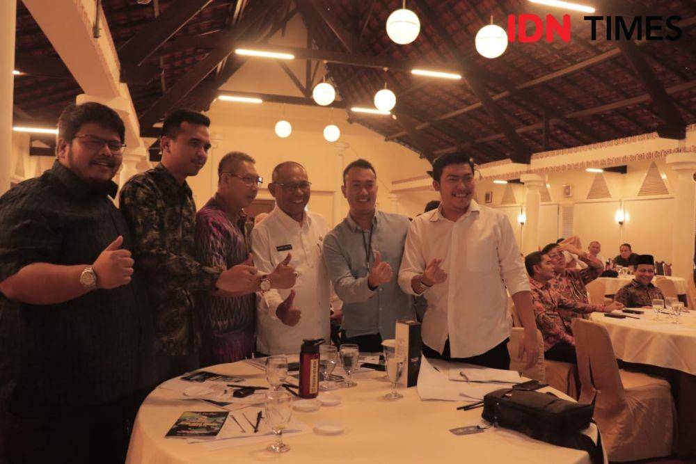 Dewan Perwakilan Rakyat Daerah (DPRD) Kota Medan menggelar rapat kerja periode 2019-2024 di Aula Sopo Bolon, Niagara Hotel Parapat, Simalungun, Rabu (11/12). (IDN Times/Yurika Febrianti)