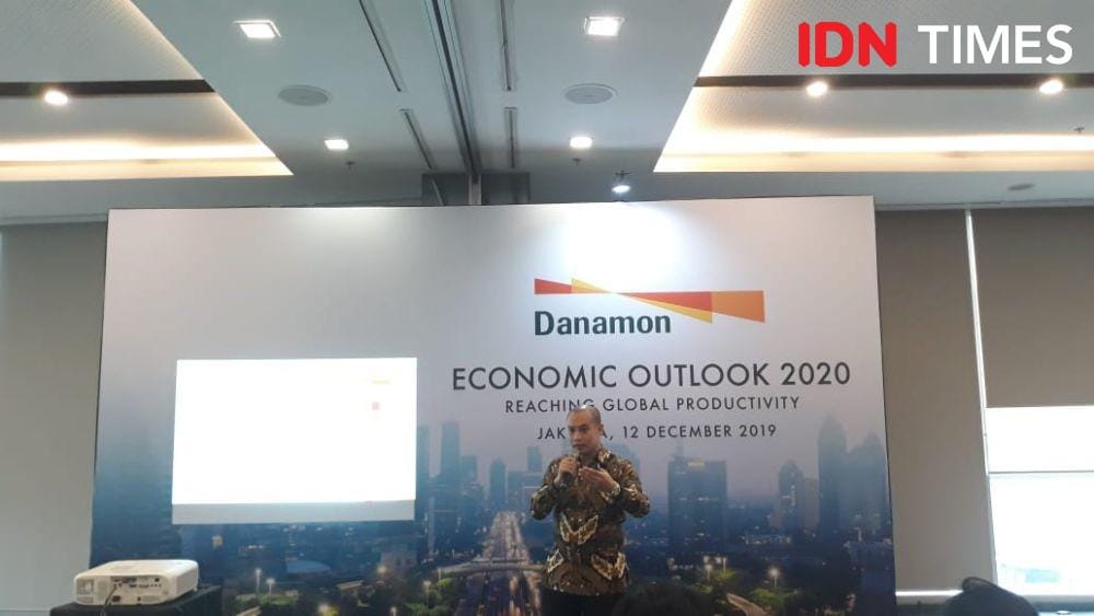 Economist Bank Danamon Wisnu Wardhana (IDN Times/Indiana Malia)