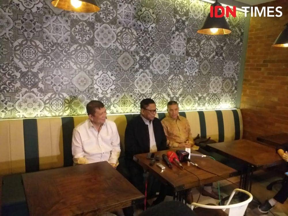 Oso memberikan keterangan pers di Kompleks Istana Negara, Jakarta Pusat, Jumat 13 Desember 2019 (IDN Times/Teatrika Handiko Putri)