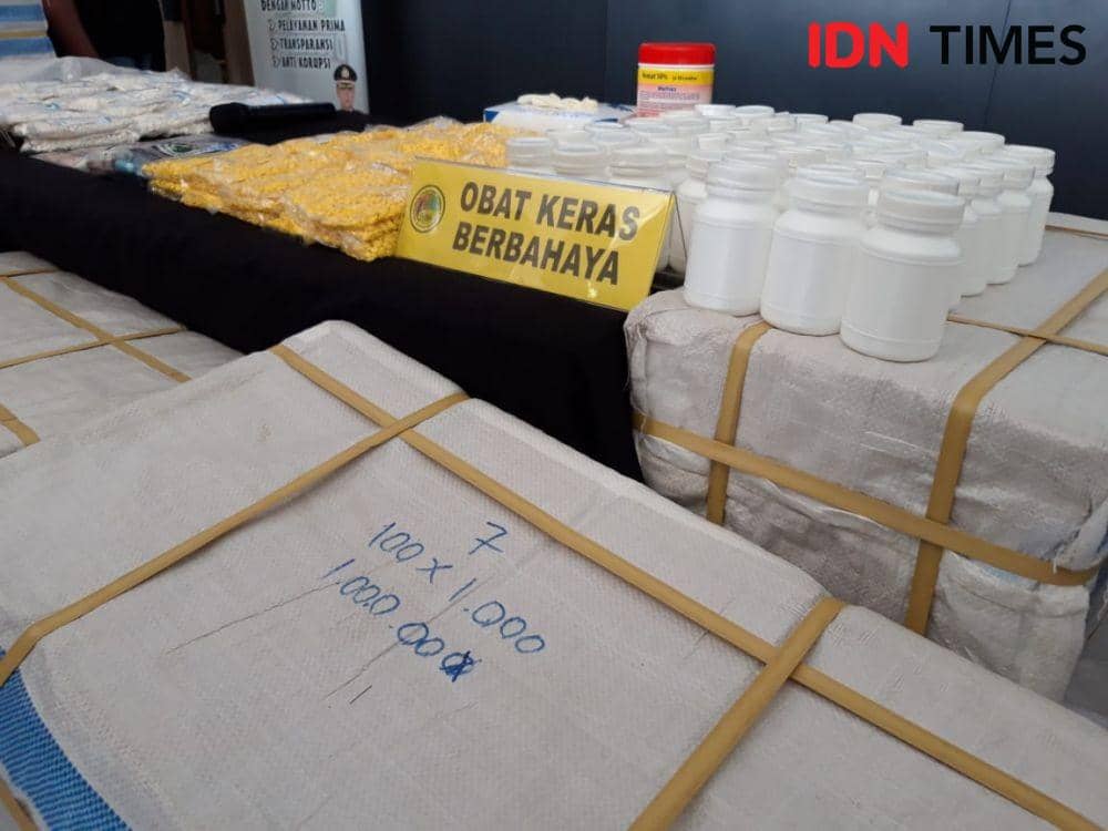 Barang bukti yang disita Satreskoba Polrestabes Surabaya. IDN Times/Fitria Madia