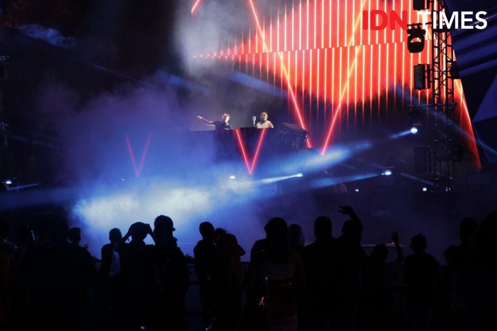 Penampilan pembuka dar Evan Virgan di Djakarta Warehouse Project, Jiexpo, (13/12). IDN Times/Erfah Nanda
