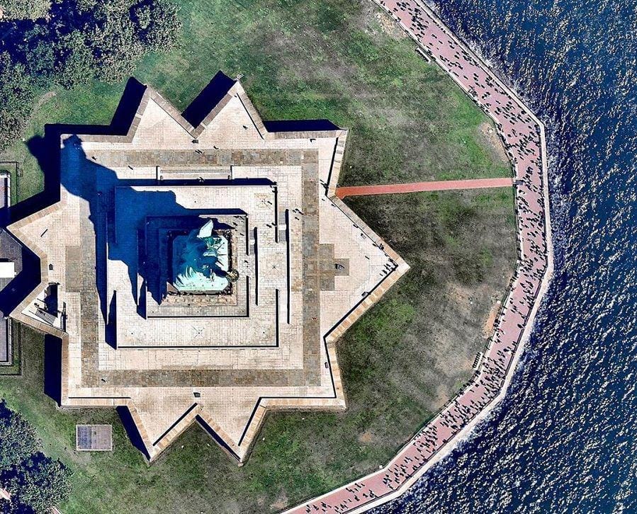 Instagram.com/dailyoverview