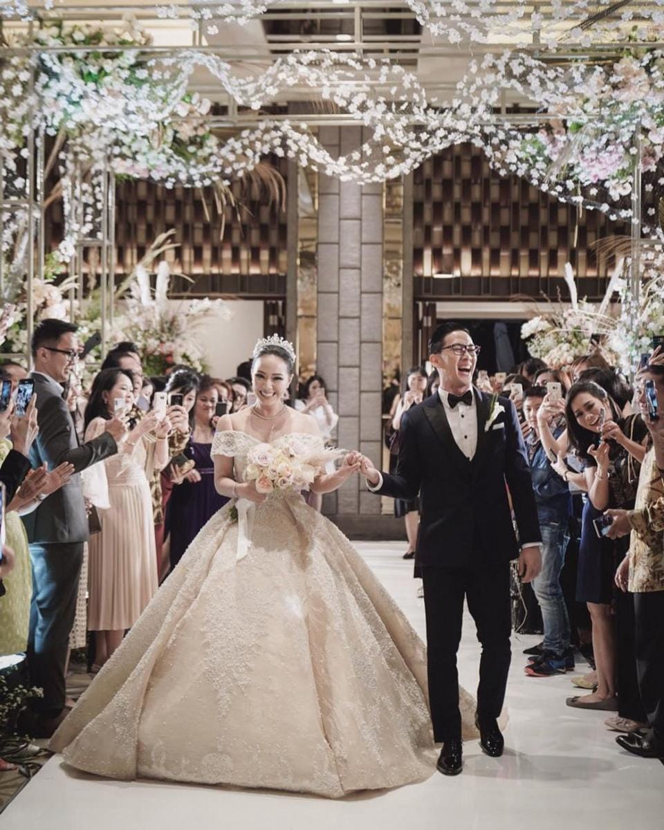 instagram.com/yuanitachrist