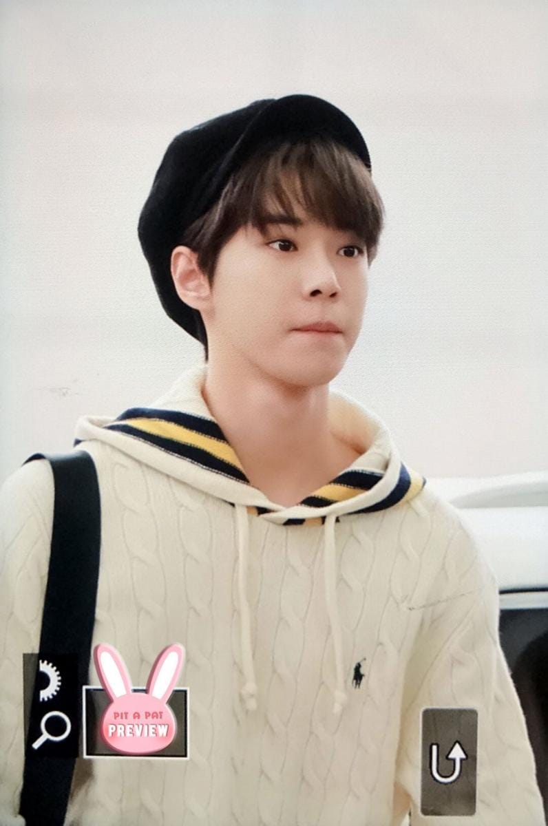 twitter.com/feb01thboy