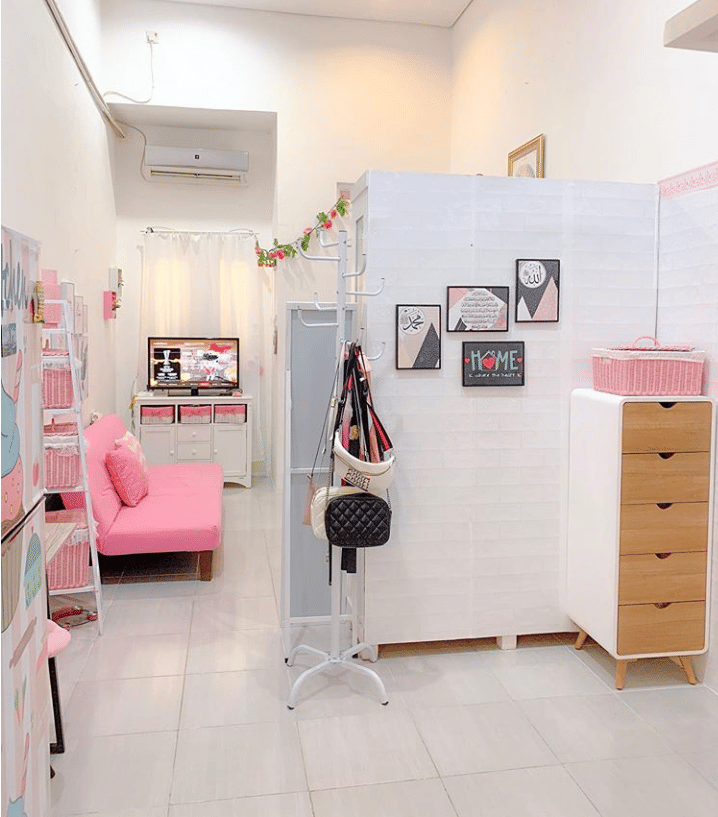 instagram.com/erghena_mustika