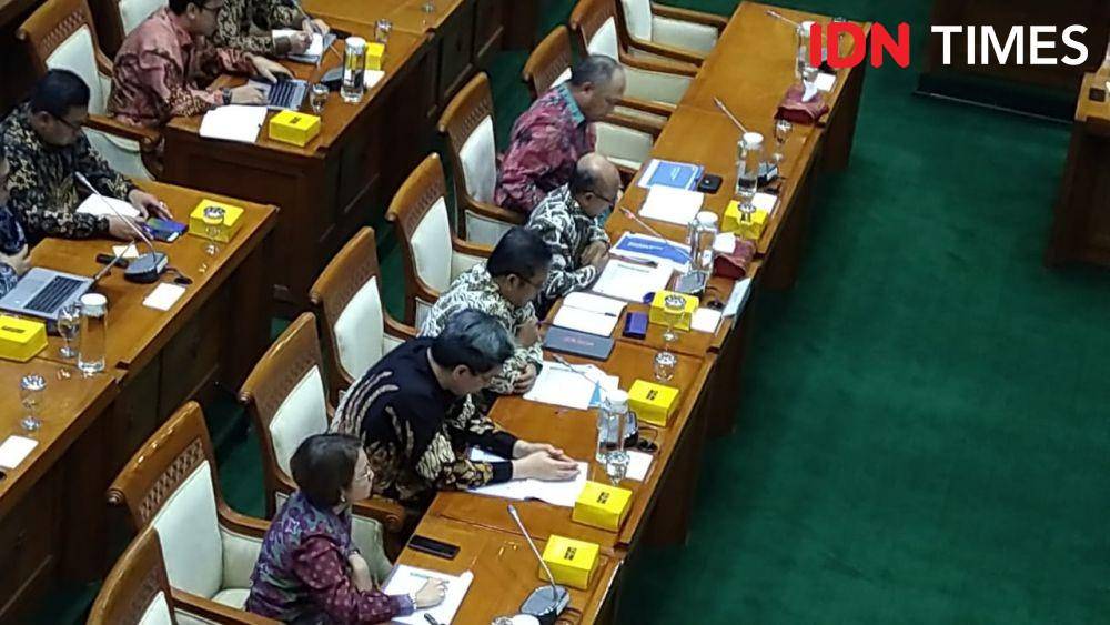 Rapat Komisi VI DPR dengan Jiwasraya (IDN Times/Helmi Shemi)