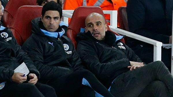 Pep Guardiola dan Mikel Arteta semasa di Manchester City. goal.com