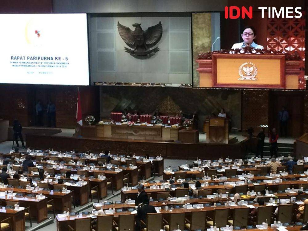 Sidang Paripurna ke-6 di Gedung DPR, Senayan, Jakarta, Selasa (17/12). (IDN Times/Irfan Fathurohman)